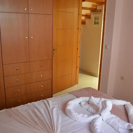 Anastasias Center F Appartement Aigio